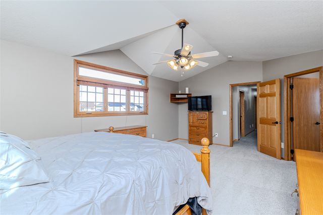 14312 Brookshire Drive, Urbandale, IA 50323