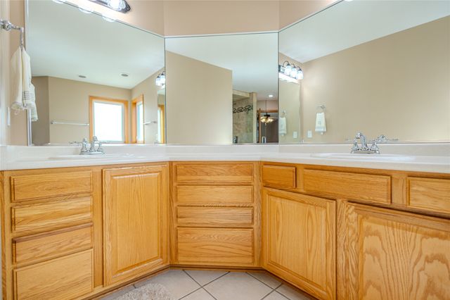 14312 Brookshire Drive, Urbandale, IA 50323