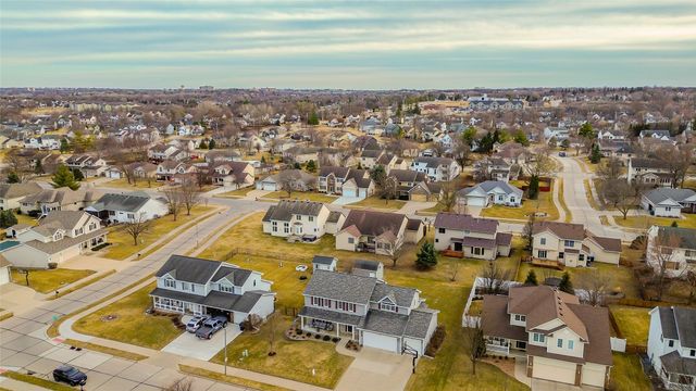 14312 Brookshire Drive, Urbandale, IA 50323