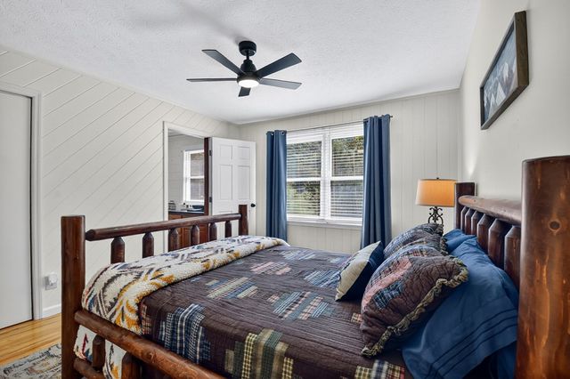 300 Harris Drive, Blue Ridge, GA 30513