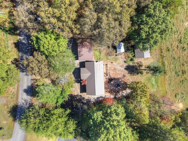 300 Harris Drive, Blue Ridge, GA 30513