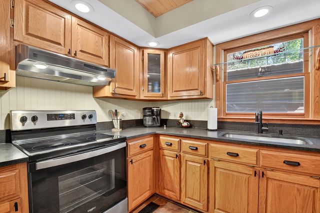 300 Harris Drive, Blue Ridge, GA 30513