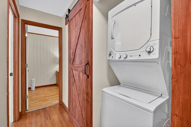 300 Harris Drive, Blue Ridge, GA 30513