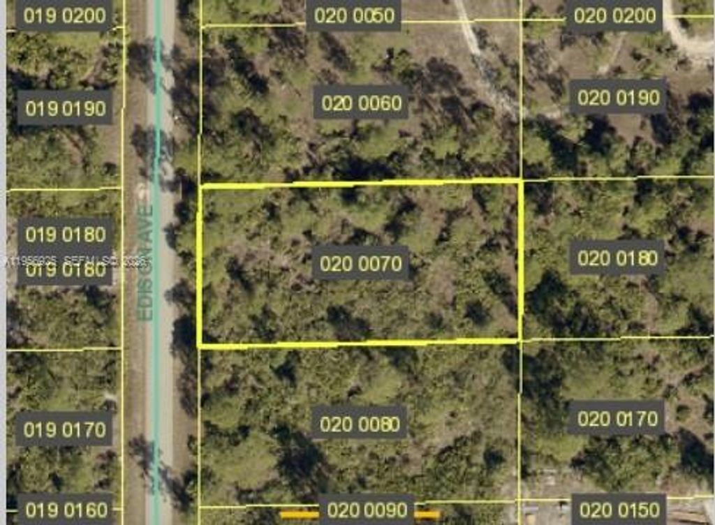 1310 Edison, Lehigh Acres, FL 33972