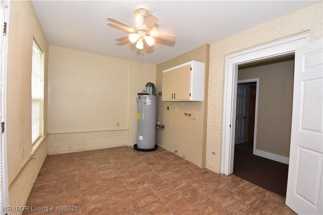 280 4th Street, Booneville, AR 72927