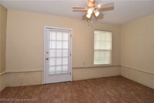 280 4th Street, Booneville, AR 72927