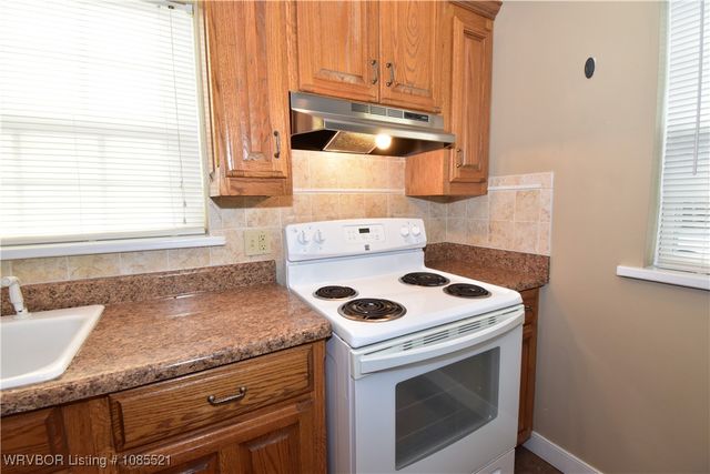 280 4th Street, Booneville, AR 72927