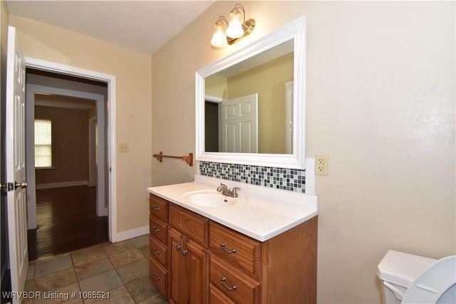 280 4th Street, Booneville, AR 72927