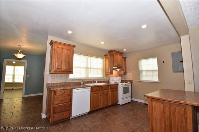 280 4th Street, Booneville, AR 72927