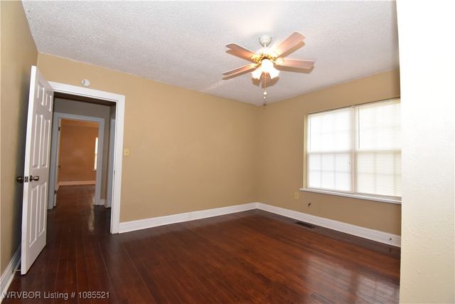 280 4th Street, Booneville, AR 72927