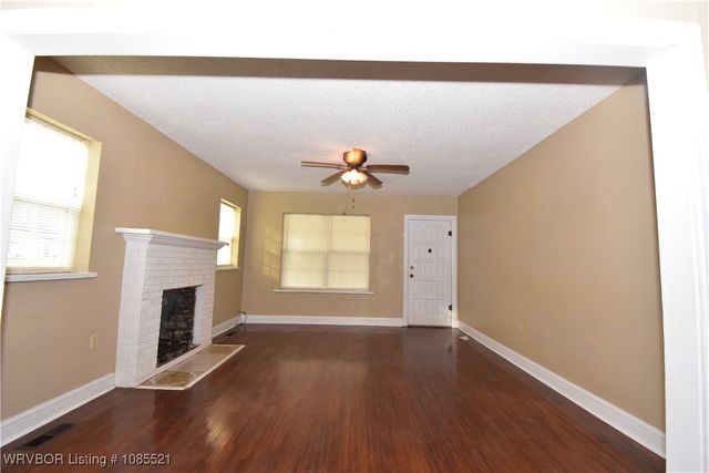 280 4th Street, Booneville, AR 72927