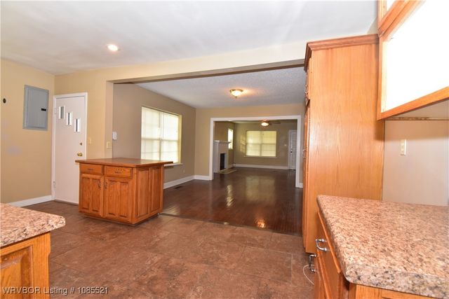 280 4th Street, Booneville, AR 72927