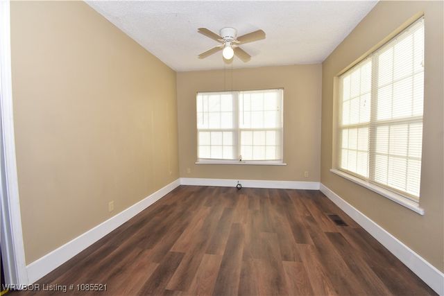 280 4th Street, Booneville, AR 72927