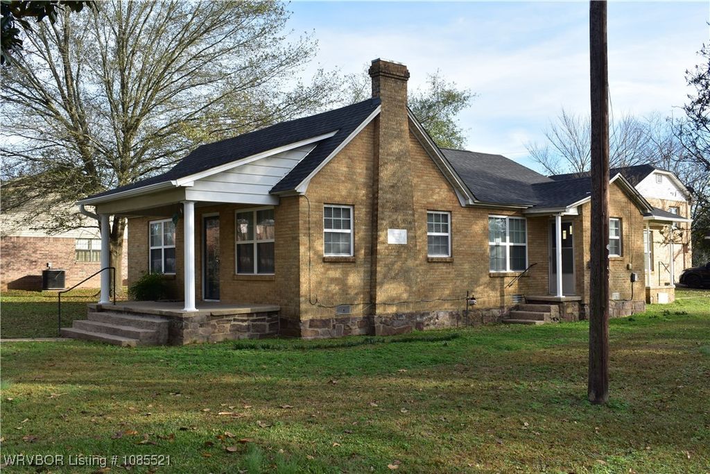 280 4th Street, Booneville, AR 72927