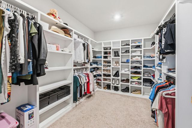 142 Brunnen WAY, Georgetown, TX 78626
