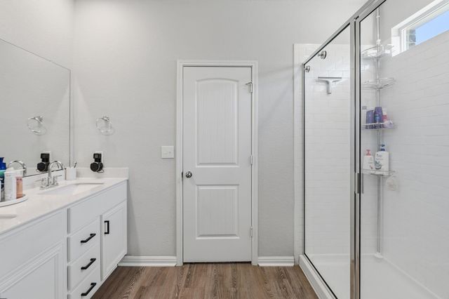 142 Brunnen WAY, Georgetown, TX 78626