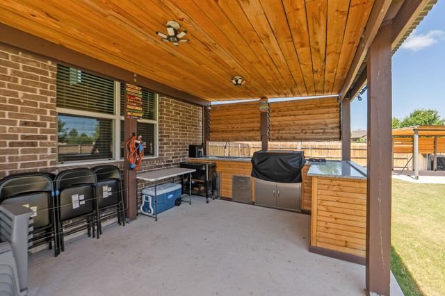 142 Brunnen WAY, Georgetown, TX 78626