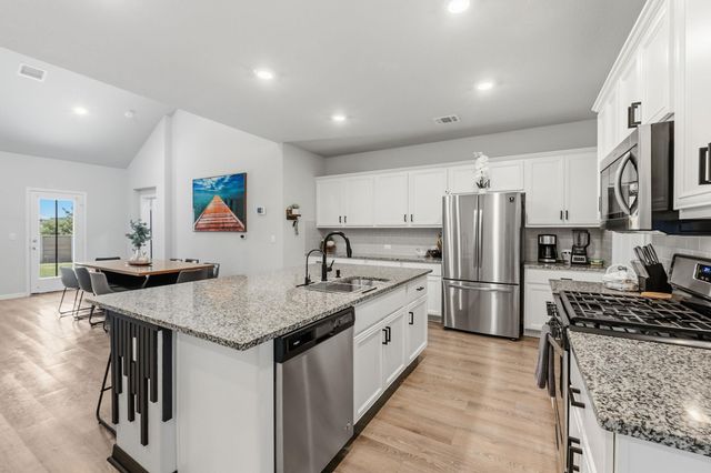 142 Brunnen WAY, Georgetown, TX 78626