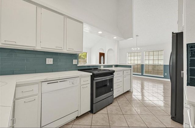 9208 Carousel Lane, Houston, TX 77080