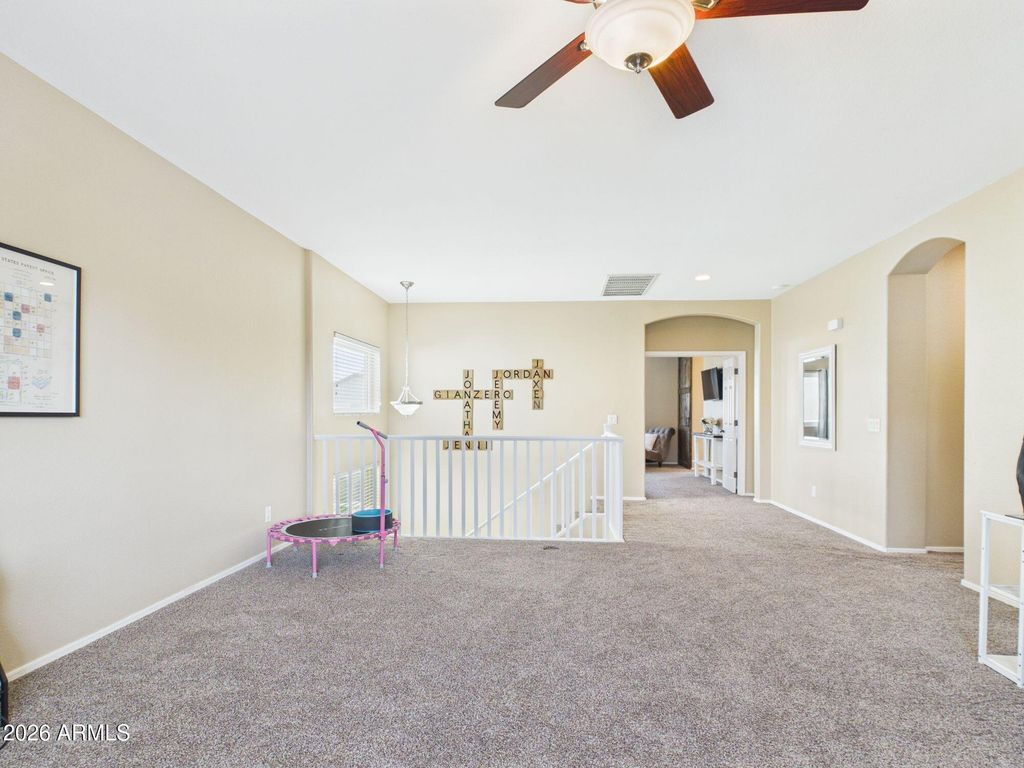 Image 14 of property listing at 783 E CHELSEA Drive, San Tan Valley, AZ 85140