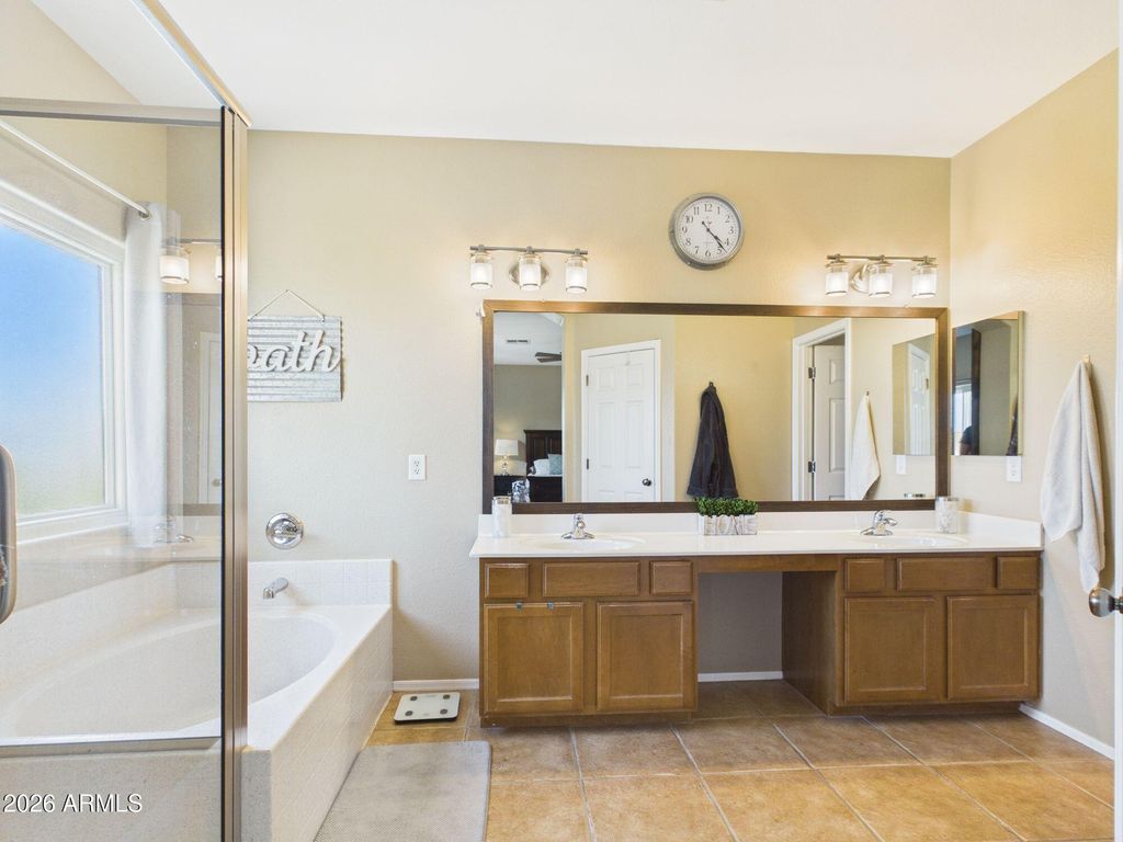 Image 18 of property listing at 783 E CHELSEA Drive, San Tan Valley, AZ 85140