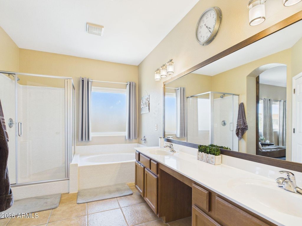Image 19 of property listing at 783 E CHELSEA Drive, San Tan Valley, AZ 85140