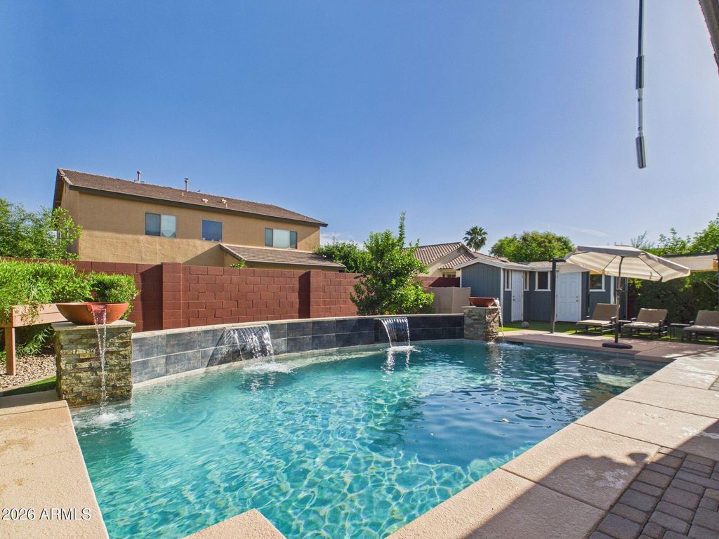 Image 3 of property listing at 783 E CHELSEA Drive, San Tan Valley, AZ 85140
