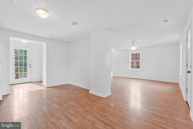 306 N BUCKMARSH ST, Berryville, VA 22611