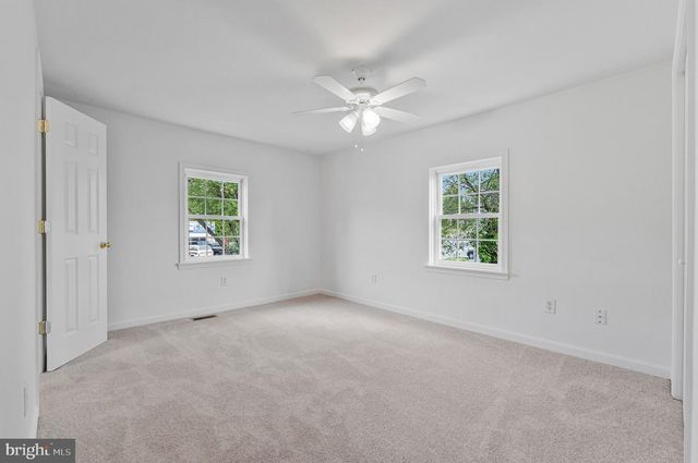 306 N BUCKMARSH ST, Berryville, VA 22611