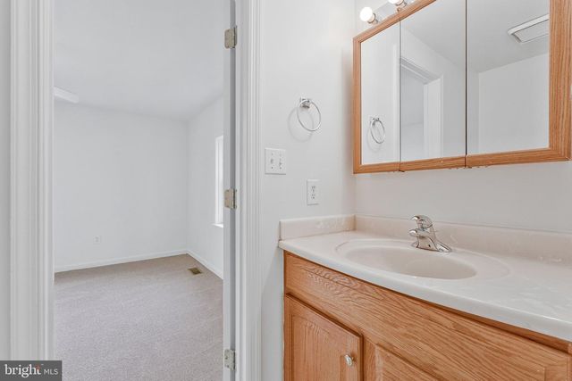 306 N BUCKMARSH ST, Berryville, VA 22611