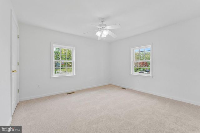 306 N BUCKMARSH ST, Berryville, VA 22611