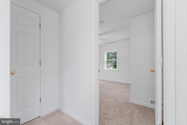 306 N BUCKMARSH ST, Berryville, VA 22611
