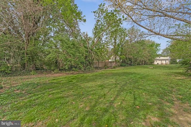 306 N BUCKMARSH ST, Berryville, VA 22611