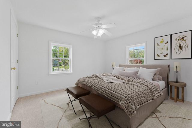 306 N BUCKMARSH ST, Berryville, VA 22611