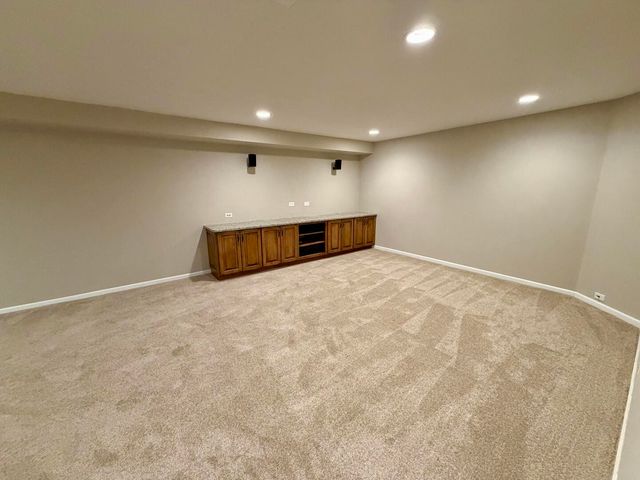 1172 Kenilworth Circle, Naperville, IL 60540