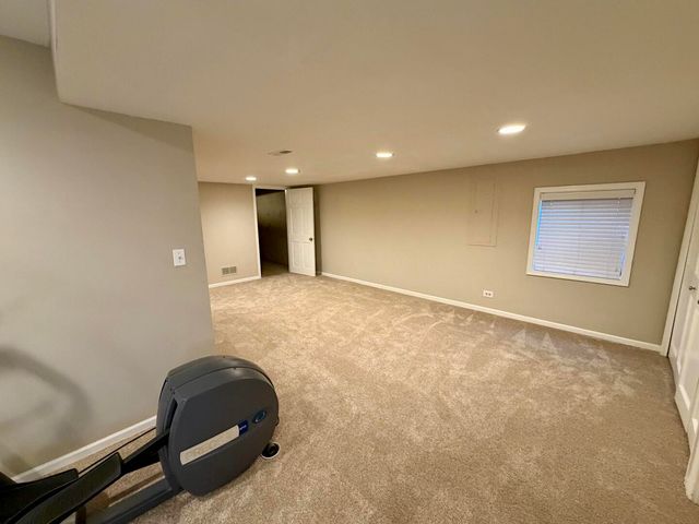 1172 Kenilworth Circle, Naperville, IL 60540