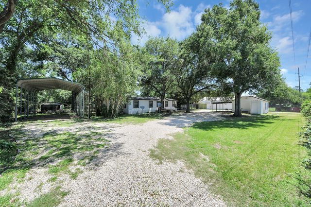28222 Margerstadt Road, Hockley, TX 77447