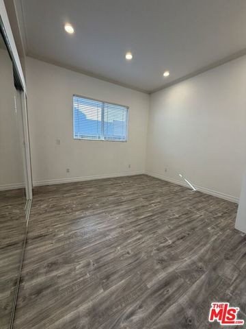 10006 Samoa Avenue, Tujunga (los Angeles), CA 91042