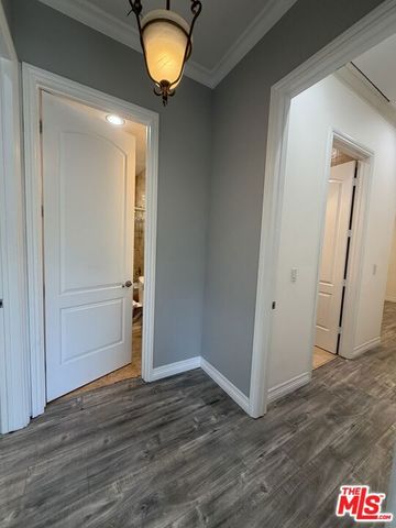 10006 Samoa Avenue, Tujunga (los Angeles), CA 91042