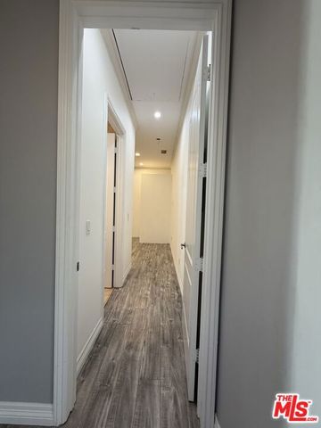 10006 Samoa Avenue, Tujunga (los Angeles), CA 91042