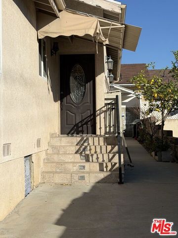 10006 Samoa Avenue, Tujunga (los Angeles), CA 91042