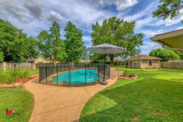 119 Dover Court, Bossier City, LA 71111