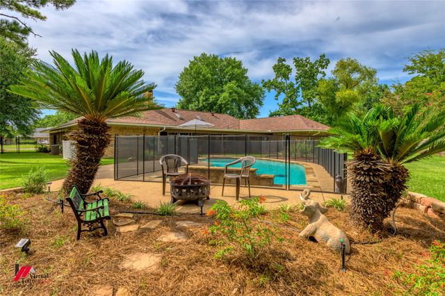 119 Dover Court, Bossier City, LA 71111