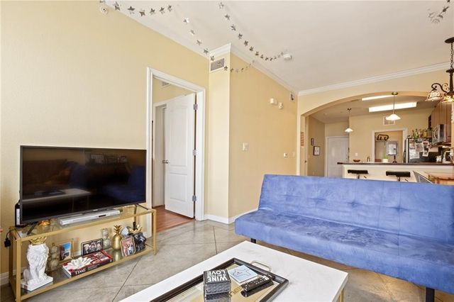 2505 San Gabriel ST 402, Austin, TX 78705