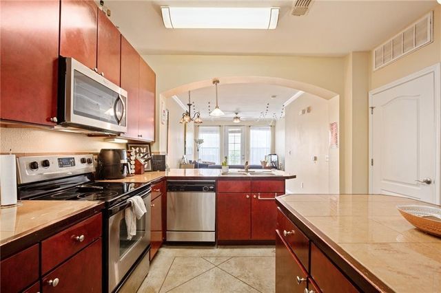 2505 San Gabriel ST 402, Austin, TX 78705