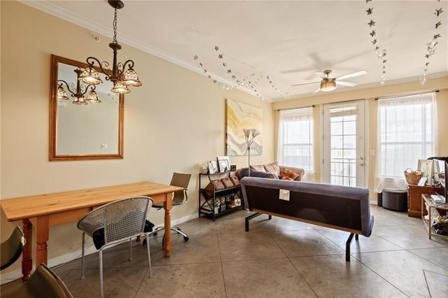 2505 San Gabriel ST 402, Austin, TX 78705