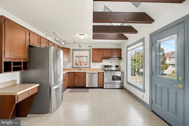 1413 WINCHESTER ST, Fredericksburg, VA 22401