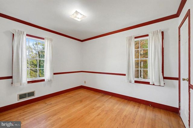 1413 WINCHESTER ST, Fredericksburg, VA 22401