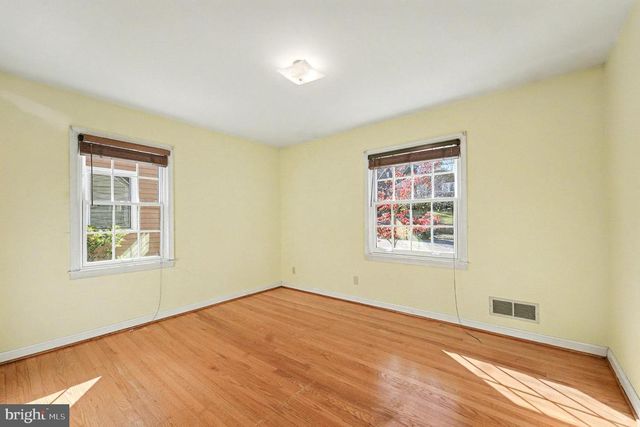 1413 WINCHESTER ST, Fredericksburg, VA 22401