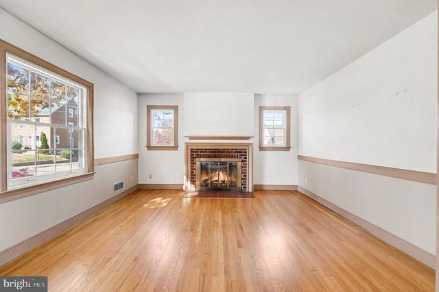 1413 WINCHESTER ST, Fredericksburg, VA 22401